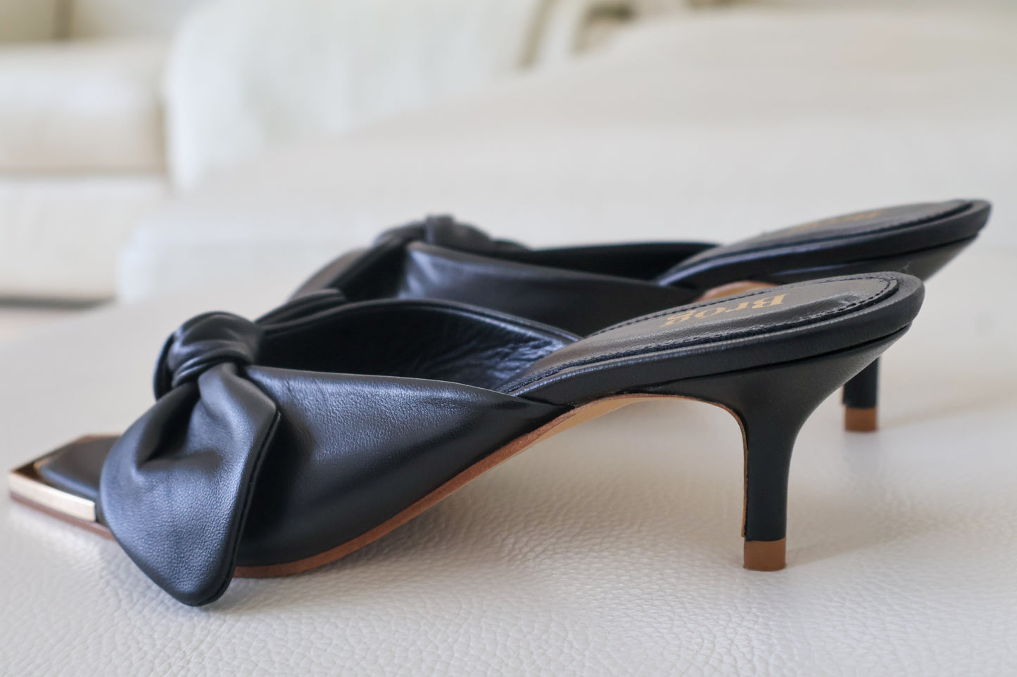 Brida - Jet Black