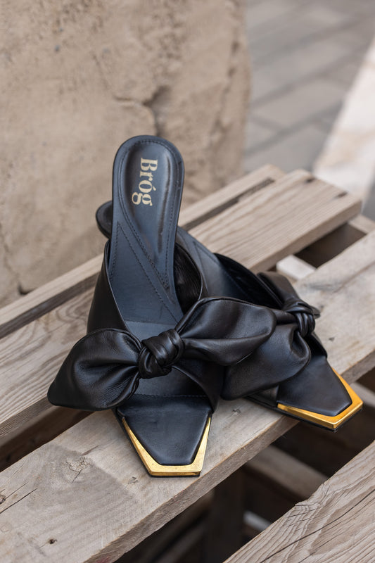Brida - Jet Black